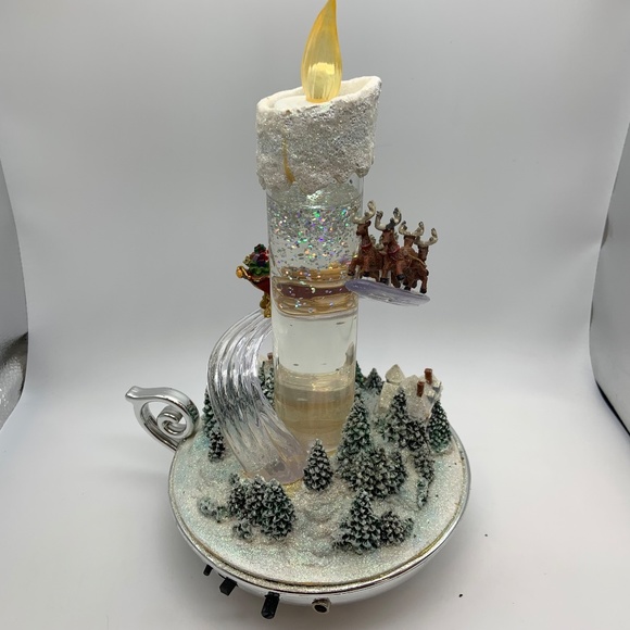 Bradford Exchange Thomas Kinkade Warm Glow of Christmas Candle Centerpiece Works - Picture 10 of 16